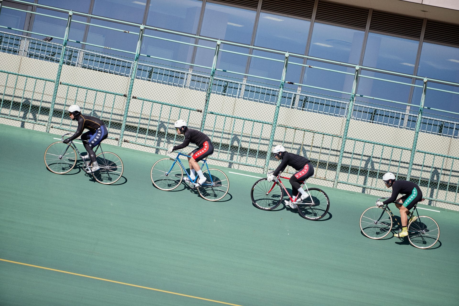 Au Japon, le keirin repart pour un tour